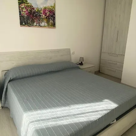 Casa Con Giardino بيت للعطل سيرمِيوني
